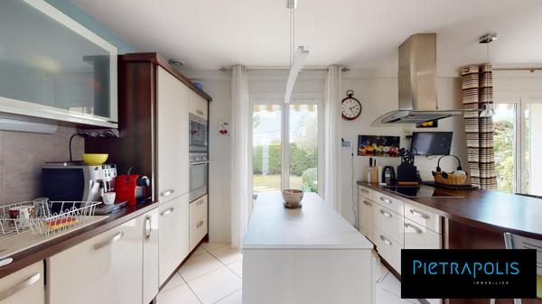 CHASSAGNY, Maison 5 pièces, 154m², piscine chauffée, vue dégagée