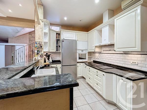 Maison à vendre  5 pièces - 196 m 2   AGEN  - 47