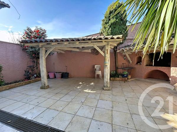 Maison à vendre  5 pièces - 196 m 2   AGEN  - 47