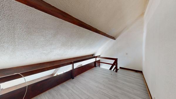 Appartement CHILLY-MAZARIN 1 pièce 30.84 m²