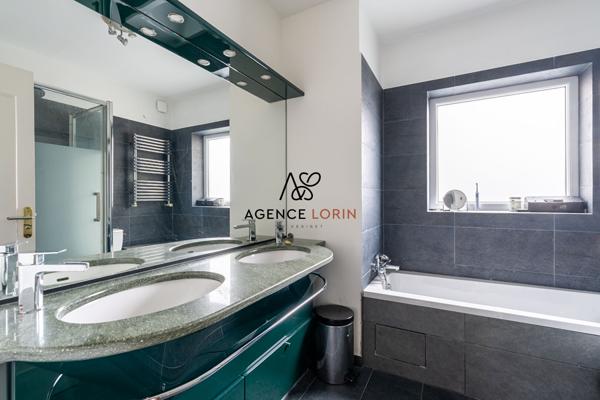 Maison Chatou - 8 pièces - 218 m² Chatou Maison Chatou - 8 pièces - 218 m² Chatou