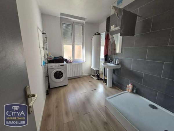 Appartement à louer 2 pièces 52m² Cambrai (59400)