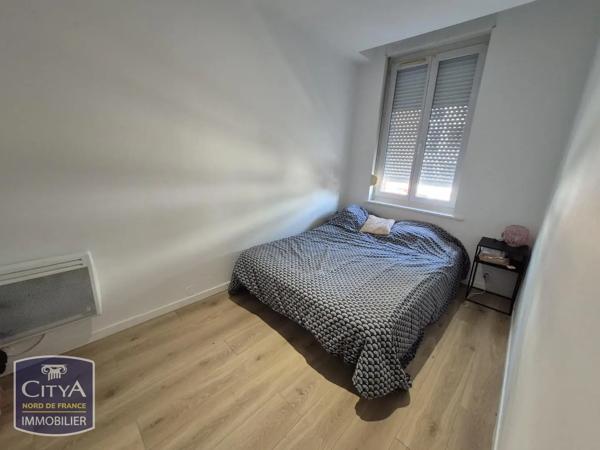 Appartement à louer 2 pièces 52m² Cambrai (59400)