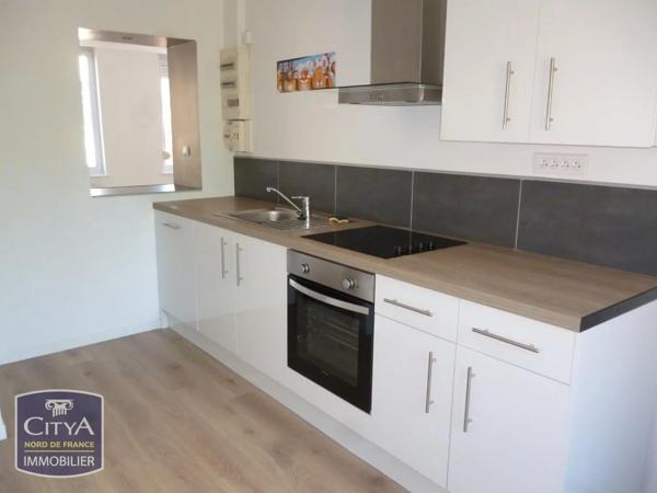 Appartement à louer 2 pièces 52m² Cambrai (59400)