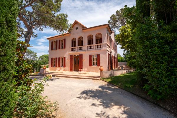Vente Maison provençale de luxe Saint-Tropez 6 Pièces 273 m²