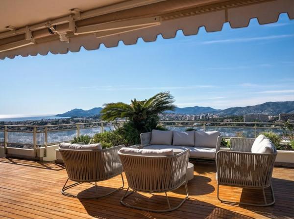 Vente Penthouse Le Cannet 6 Pièces 180 m²