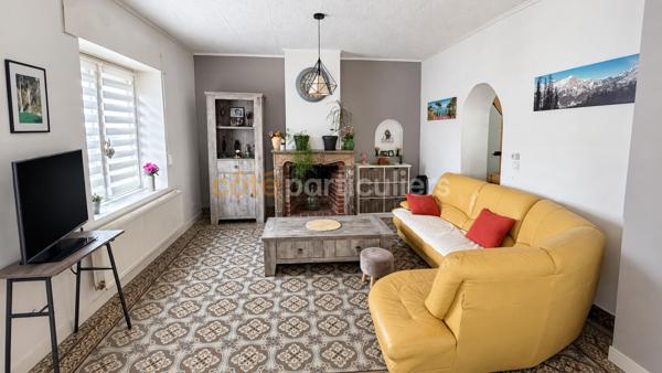 Vente
                Maison78 m² - 4 Pièces -
                    RONCHIN (59790)