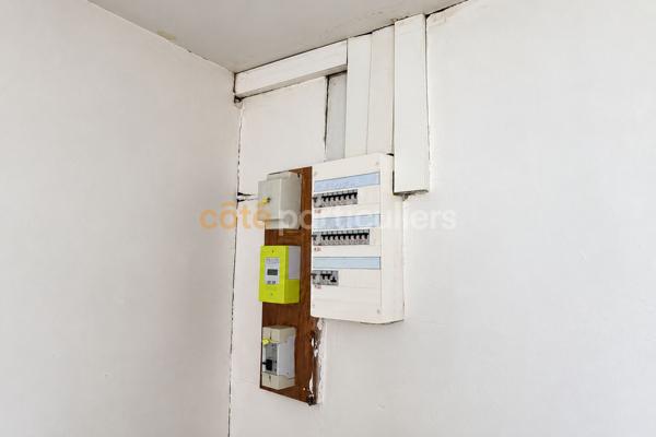 Vente
                Maison78 m² - 4 Pièces -
                    RONCHIN (59790)