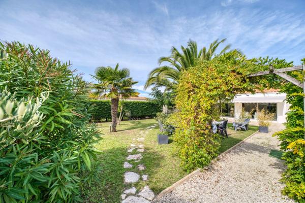 Vente Maison de luxe Saint-Pierre-d'Oléron 6 Pièces 165 m²