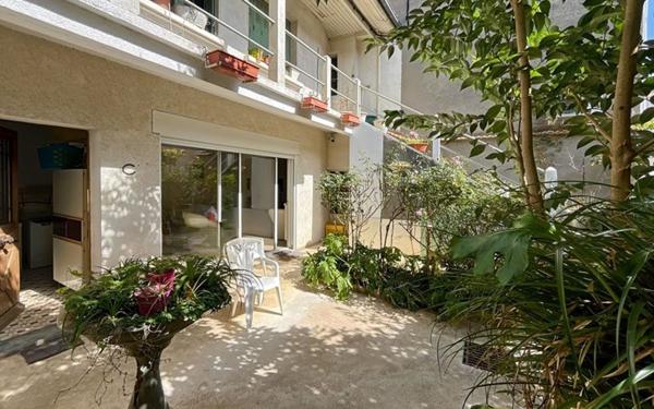 Maison à vendre    6 pièces •  Fleurance