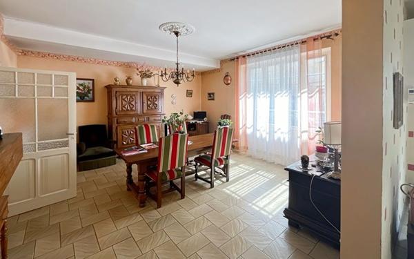 Maison à vendre    6 pièces •  Fleurance