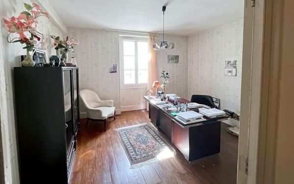 Maison à vendre    6 pièces •  Fleurance