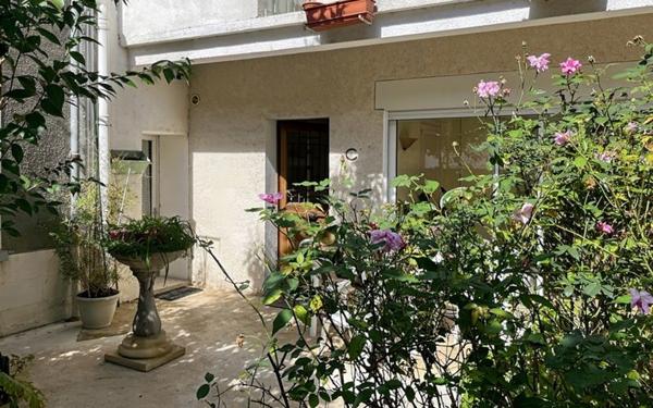 Maison à vendre    6 pièces •  Fleurance