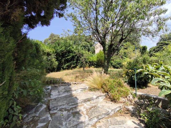 Terrain à vendre |  Le Crès |  197 m²