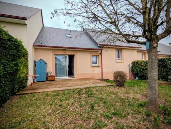 Jolie maison sur demi-niveau au calme au coeur de Sébazac