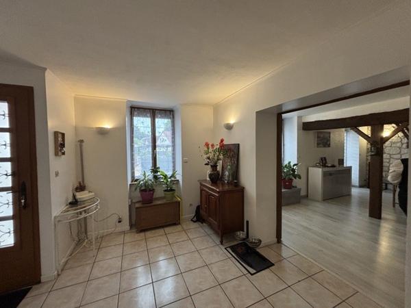 Maison à vendre 116 202 € Chârost 4 p 125 m² DPE C