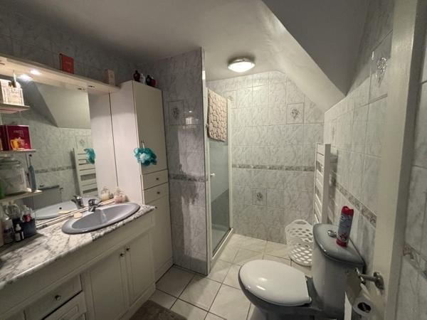 Maison à vendre 116 202 € Chârost 4 p 125 m² DPE C