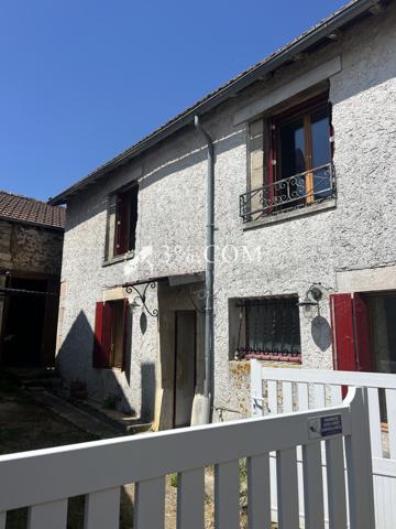 Maison de village 3 pièce(s) 2 chambre(s) 73 m²