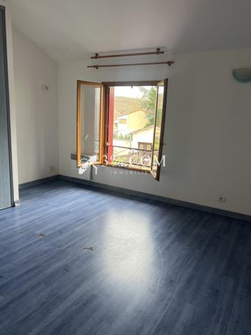 Maison de village 3 pièce(s) 2 chambre(s) 73 m²