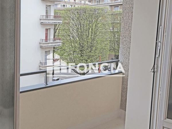 Location Appartement 4 pièces 77.93 m² - 9 RUE GAL DURAND Grenoble 38100