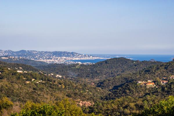 Les Adrets  vue mer: Maison en nue-propriété avec usufruit et clause libératoire à 10 ans