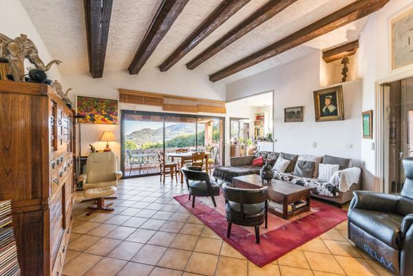 Les Adrets  vue mer: Maison en nue-propriété avec usufruit et clause libératoire à 10 ans