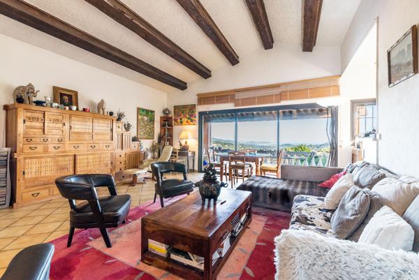 Les Adrets  vue mer: Maison en nue-propriété avec usufruit et clause libératoire à 10 ans