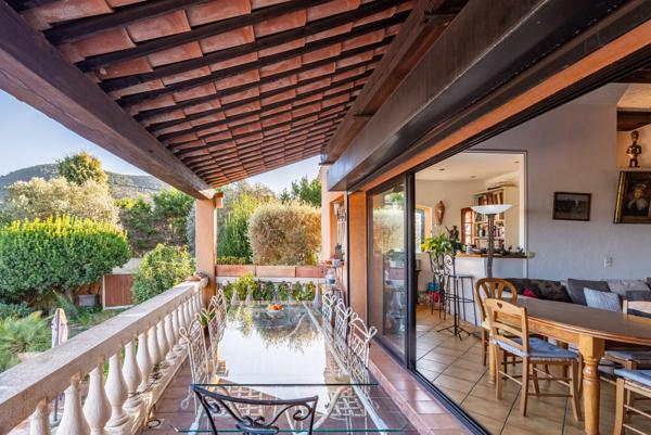 Les Adrets  vue mer: Maison en nue-propriété avec usufruit et clause libératoire à 10 ans