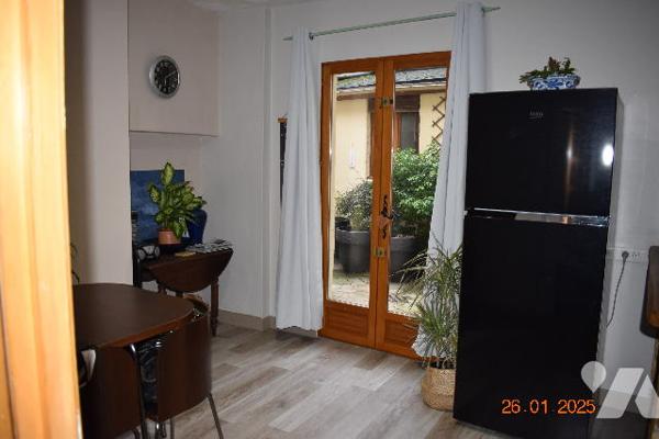 Une maison individuelle à usage d'habitation située à MARINES (95640).