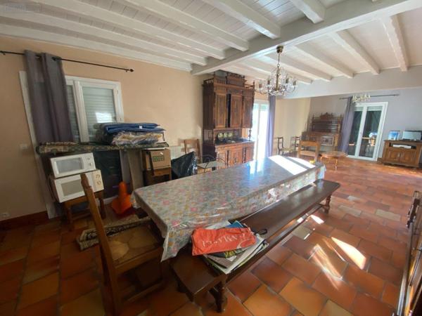 Maison individuelle à vendre à Le Pian-Médoc en Gironde (33290), ref : 032/1584   
Feydieu