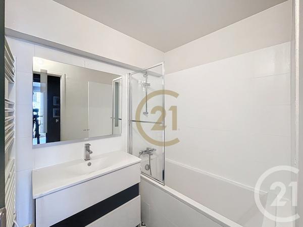 Appartement F4 à vendre  4 pièces - 80,79 m2 VERSAILLES - 78