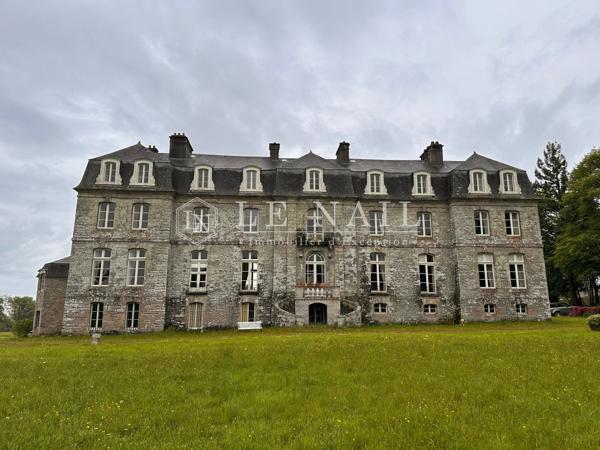 Château Monument Historique avec 20 hectares dans le Morbihan