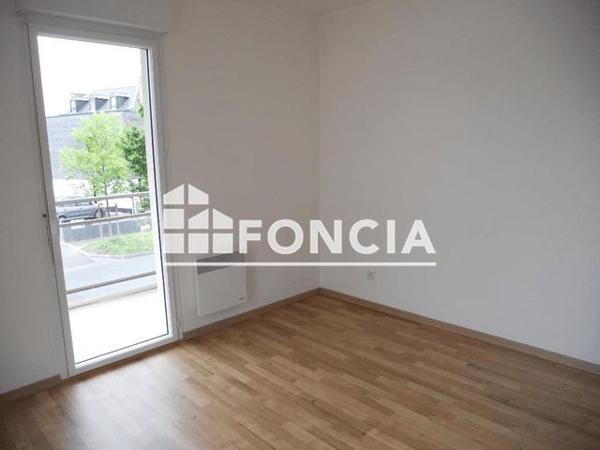 Location Appartement 3 pièces 65.1 m² - 1 RUE LOUISE WEISS Dinan 22100