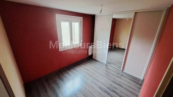 Appartement T5, balcons, parking privatif