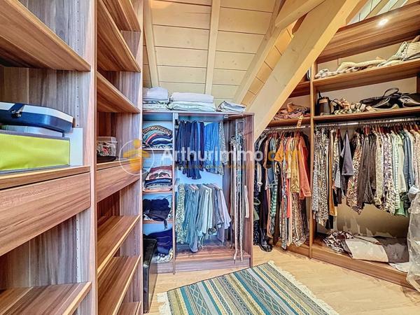 Vente Maison 5 pièces 370 m2 à Bourgoin-Jallieu