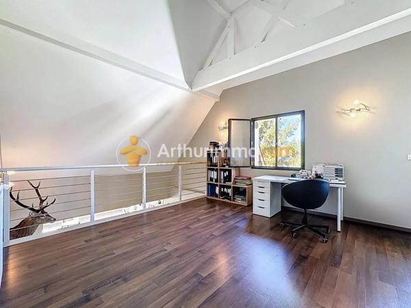 Vente Maison 5 pièces 370 m2 à Bourgoin-Jallieu