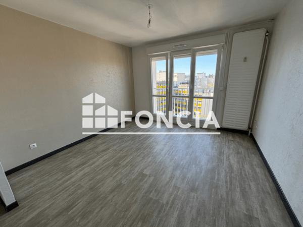 Location Appartement 2 pièces 42 m² - 43 RUE DE SAURUPT Nancy 54000