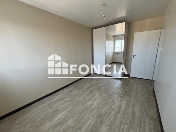 Location Appartement 2 pièces 42 m² - 43 RUE DE SAURUPT Nancy 54000