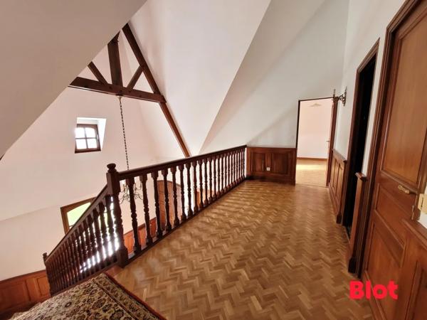 Maison 6 pièce(s)