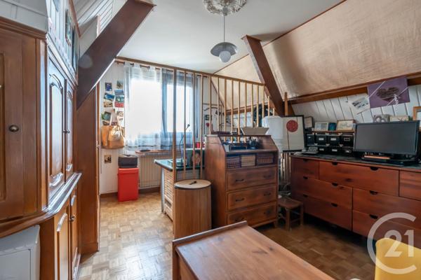 Maison à vendre  7 pièces - 137 m2 COUBRON - 93