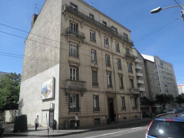 Découvrez nos appartements et nos maison à la location à Lyon et sa périphérie