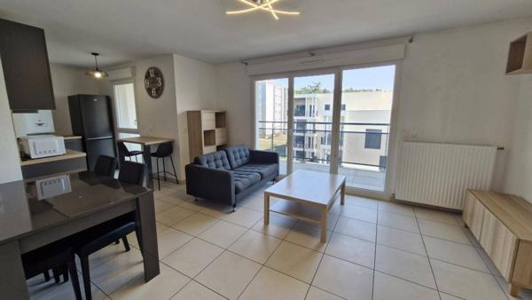 Découvrez nos appartements et nos maison à la location à Lyon et sa périphérie