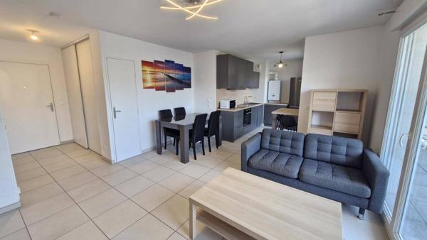 Découvrez nos appartements et nos maison à la location à Lyon et sa périphérie