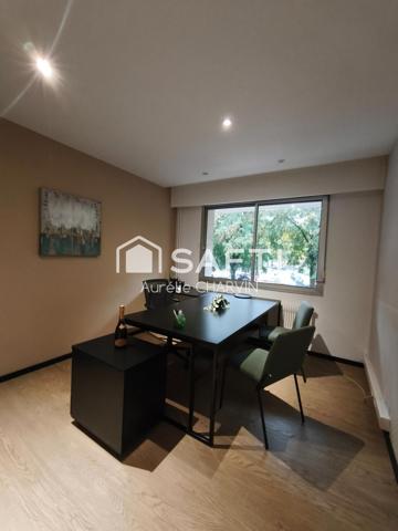100 M2 - Rez de chaussée - Coeur Centre ville