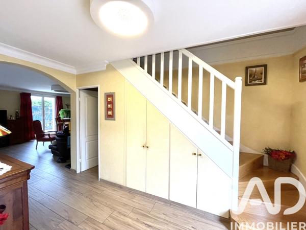 Maison à vendre 6 pièces 129 m² Saint-Germain-lès-Corbeil