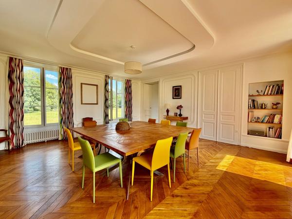 Vente Château Chinon 14 Pièces 570 m²