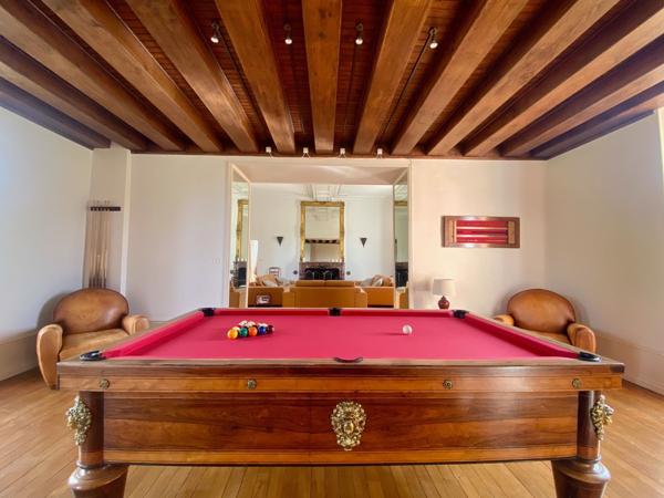 Vente Château Chinon 14 Pièces 570 m²