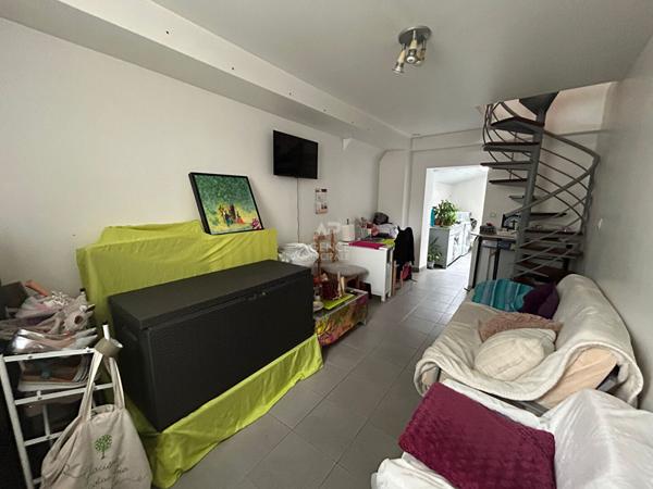 Maison Chanteloup Les Vignes 3 pièce(s) 37.28 m2 €149 900 ** - Référence 997