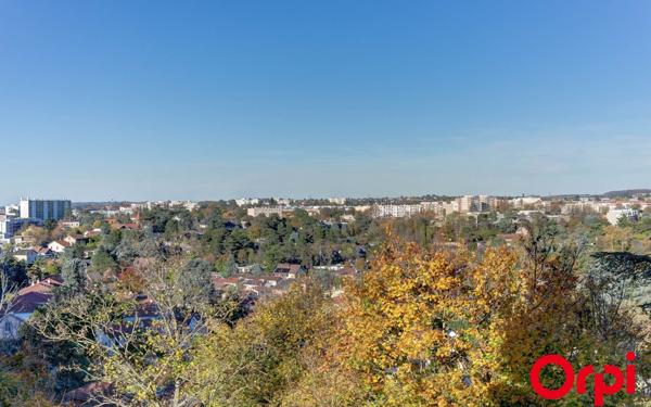 Appartement à vendre    2 pièces • 63,02 m2 Caluire-et-Cuire