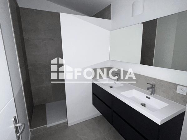 Location Appartement 3 pièces 83.27 m² - 18 RUE PAUL BANOS Mont De Marsan 40000
